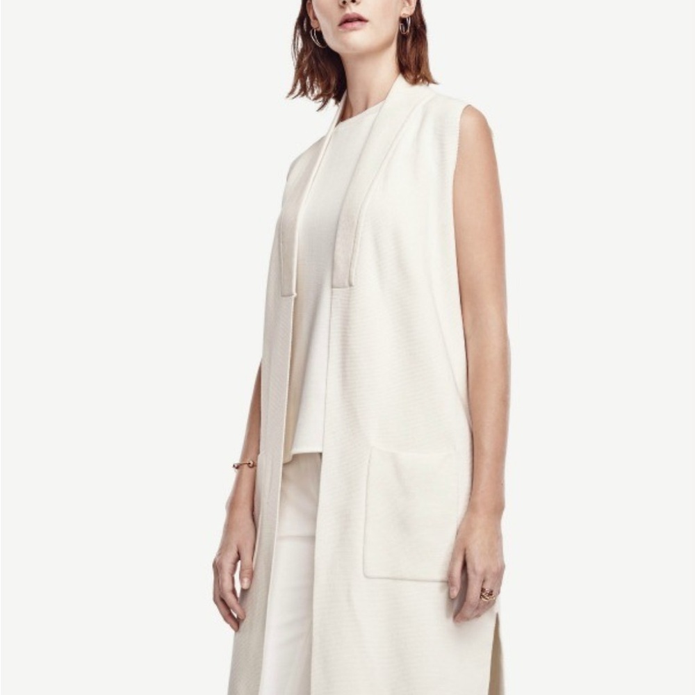 Ann Taylor Cream Sleeveless Vest